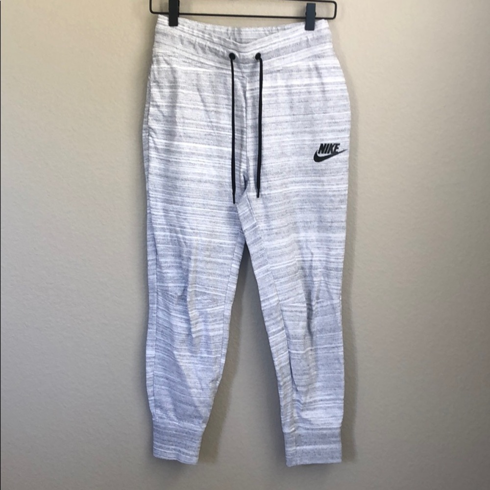 Nike Fitted Sweatpants